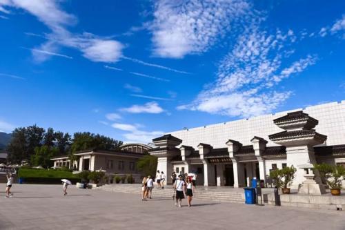 秦始皇帝陵博物院关于秦兵马俑二号坑遗址展厅提升改造施工的公告